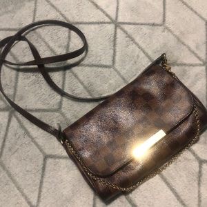 Louis Vuitton Favorite LV PM Damier Crossbody bag